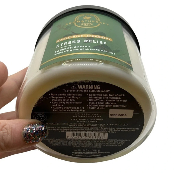 Bath & Body Works Spearmint Stress Relief Aromatherapy Candle 14.5 oz NWT - Picture 2 of 3